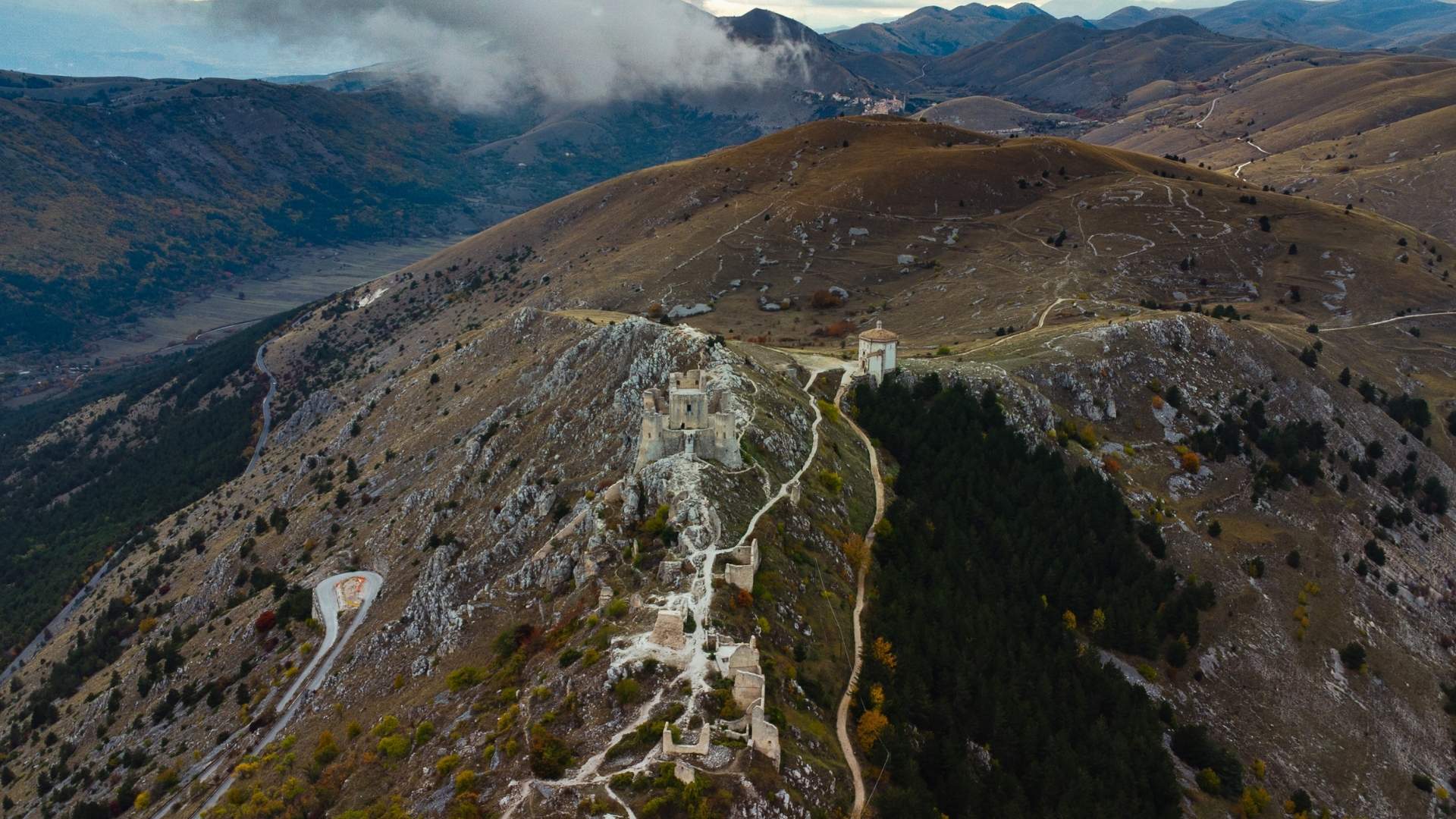 Il Cammino del Gran Sasso protagonista di Sì, Viaggiare del TG2
